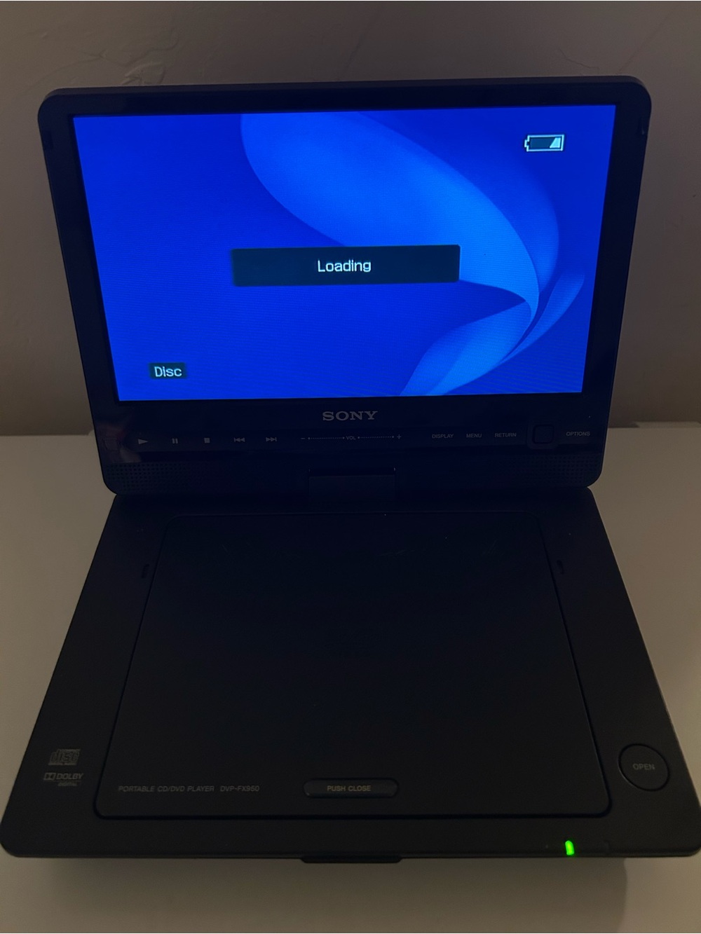 Sony Portable DVD Player DVP-FX950 9" Swivel Screen
